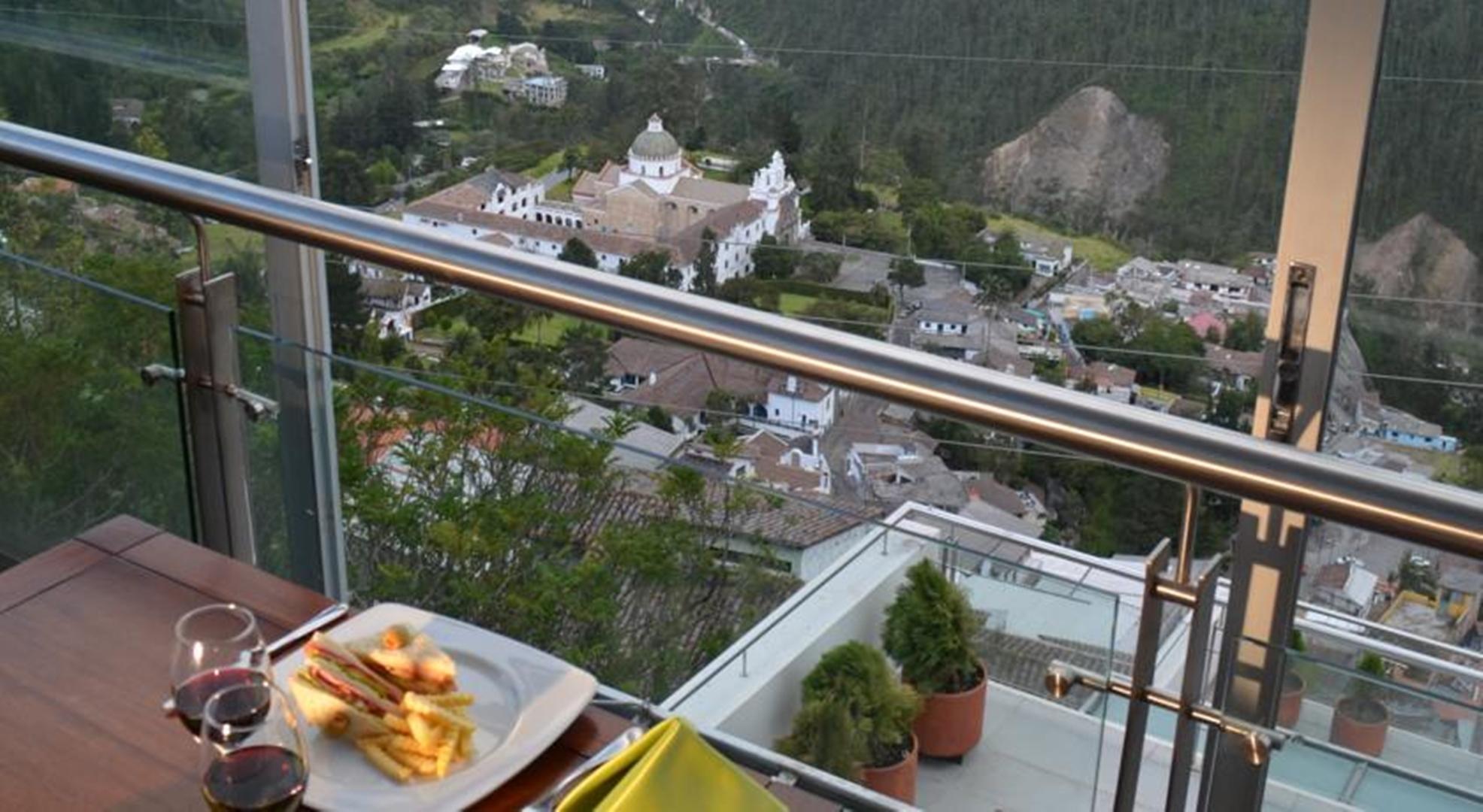 Hotel Stubel Suites & Cafe Кито Экстерьер фото